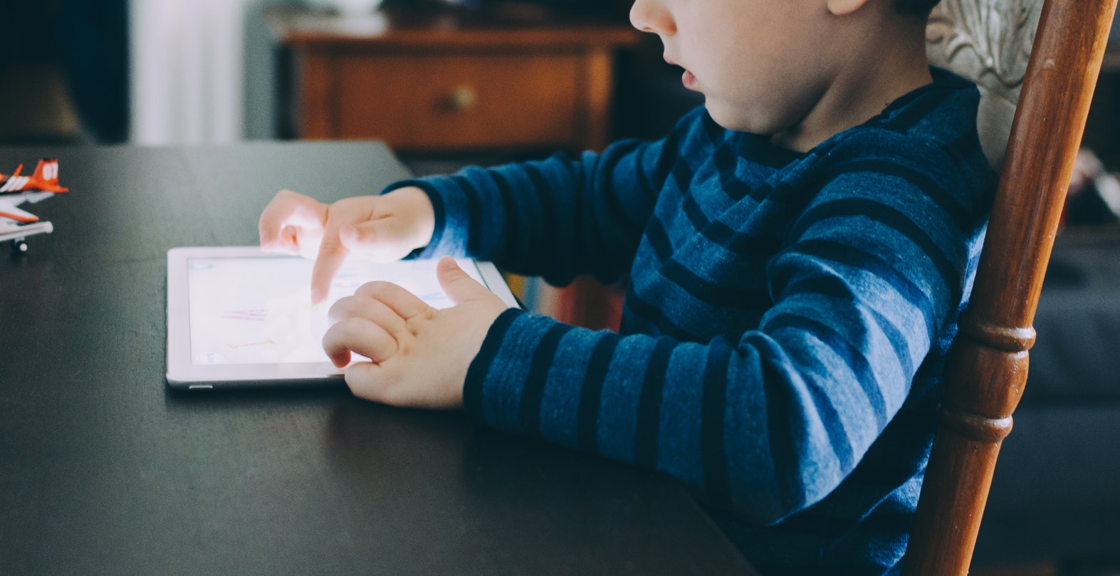 Hoe houden we iPad-gebruik onder kinderen beperkt en veilig?