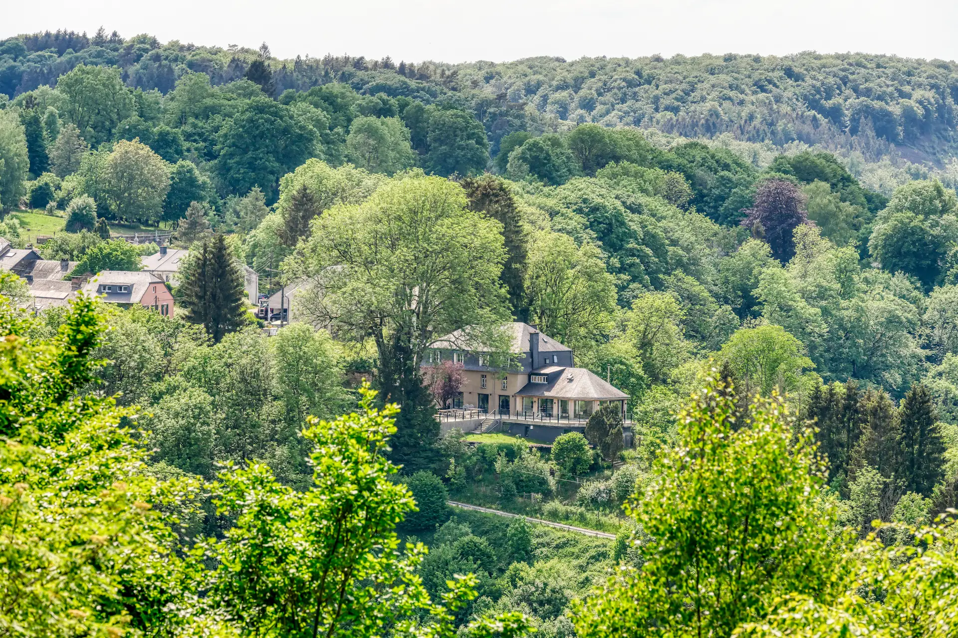 Overnachten op het dak van de Gaume: check dit vakantiehuis in België
