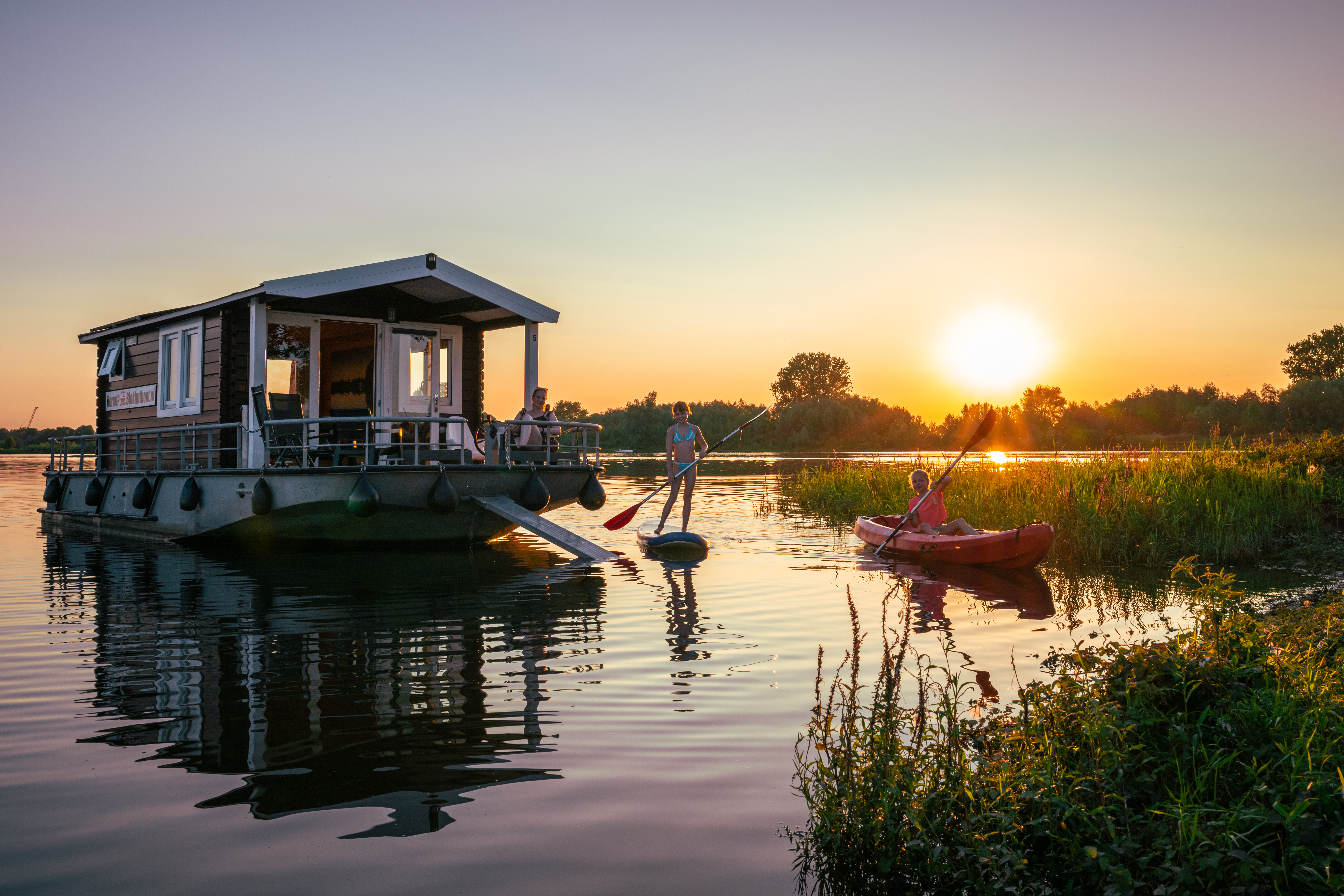 blokhutboot-houseboat-tips-overnachten-1-puurvangeluk